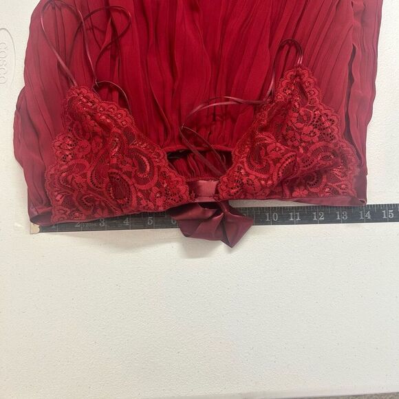 Victoria’s Secret Red Sheer Lace Pleated Romantic Babydoll Cami Top M Vamp - Picture 7 of 9